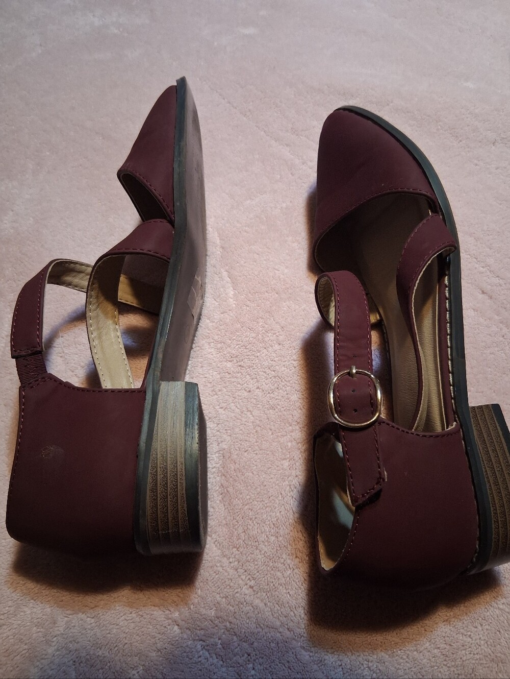 Burgundy Pointed Toe Criss Cross Strappy D'Orsay Flats Size 7 Journee Collection - Picture 7 of 9
